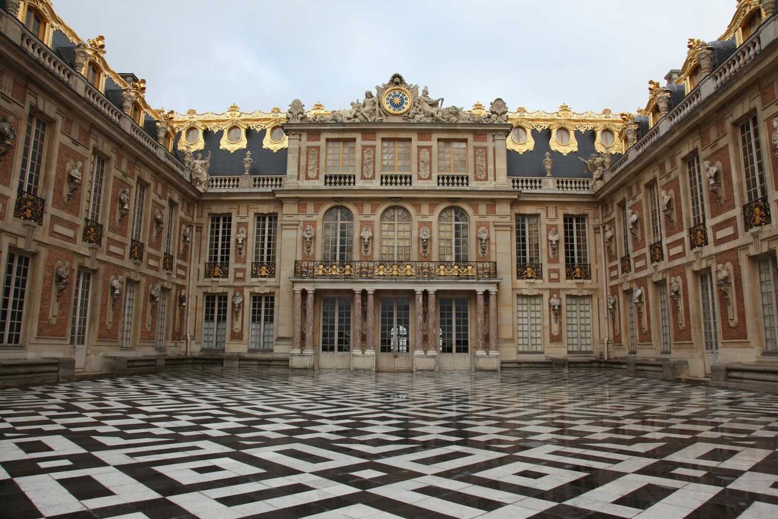 Louis Le Vau and Jules Hardouin-Mansart | Palais de Versailles (1668 ...