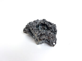 Rachel J. Eng, ‘Carbon’, 2025