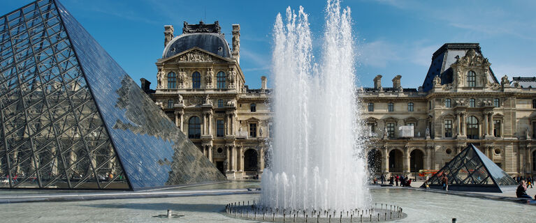 Musée du Louvre, Artists, Artworks, and Contact Info