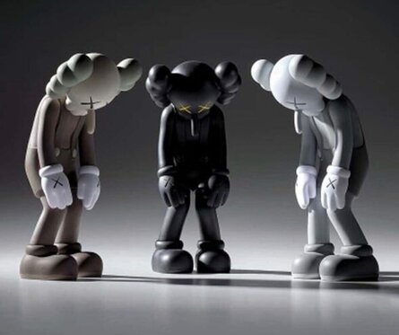 KAWS The Promise Grey 2022 Qatar KAWS - Collection KAWS The Promise Grey 2022 Qatar KAWS - Collection