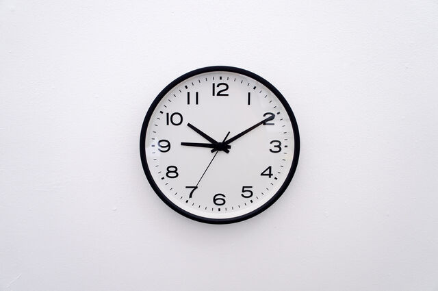 Nobutaka Aozaki | Clocks For Immigrants (NY-Japan) (2017) | Artsy