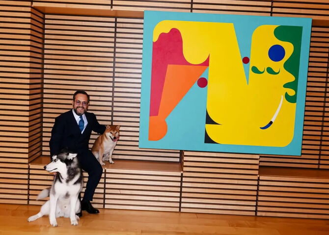 The Dos and Don’ts of Bringing a Dog to Art World Events