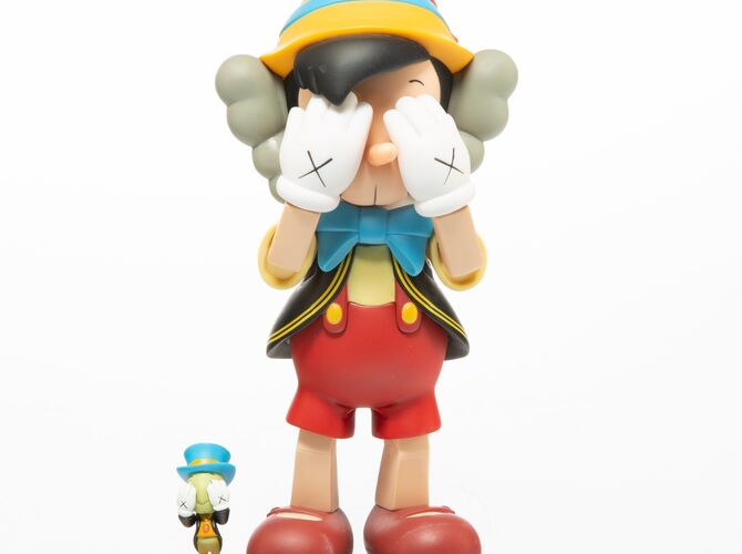 4pcs Pvc Kaws Figurine, Anime Mini Figure Set, Statue Collection Mo