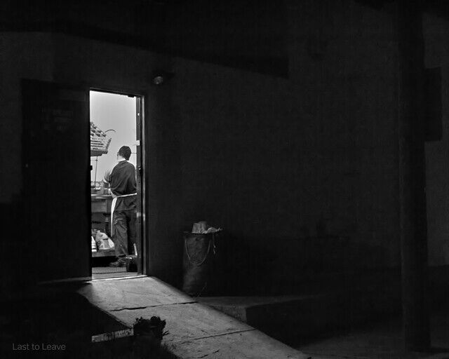E2 Photography - Will Enos & Beth Enos | Last to Leave (2007 ...