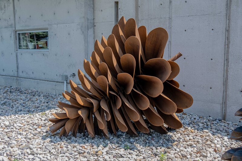 Floyd Elzinga | Pine Cone 22-440 - large, naturally rusted, weathering  steel, outdoor sculpture (2022) | Available for Sale | Artsy
