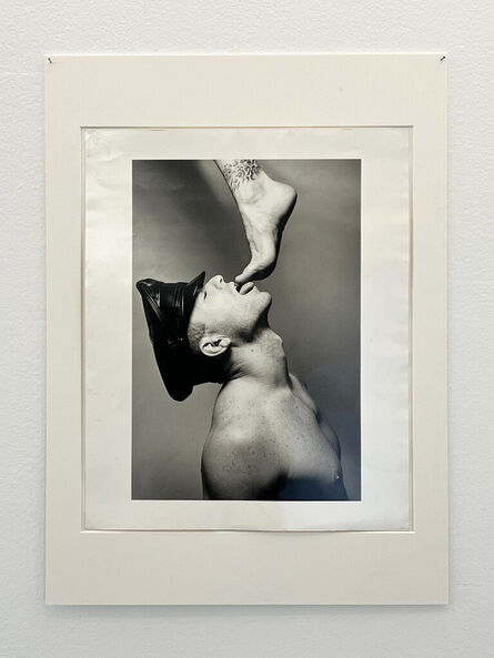 Xoroz boshi Nastya Kozhevnikova yalangoch fotosurat