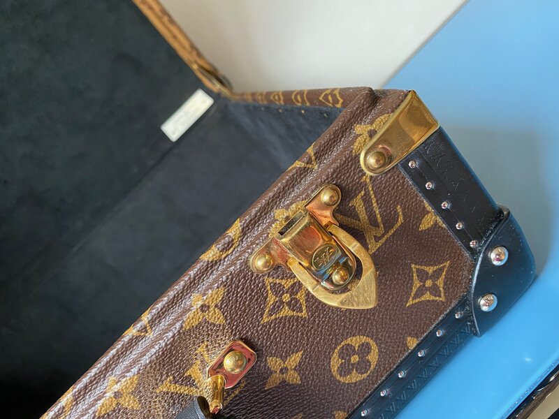 Louis Vuitton Monogram Reverse Cotteville 40 M20085 Brown Cloth ref.1038652  - Joli Closet