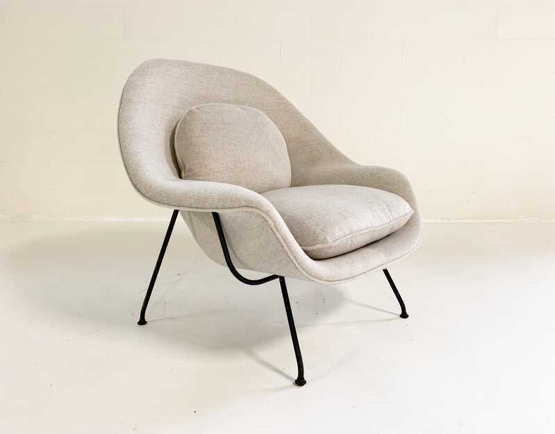 Eero Saarinen Womb Chair in Loro Piana Alpaca Wool (mid 20th