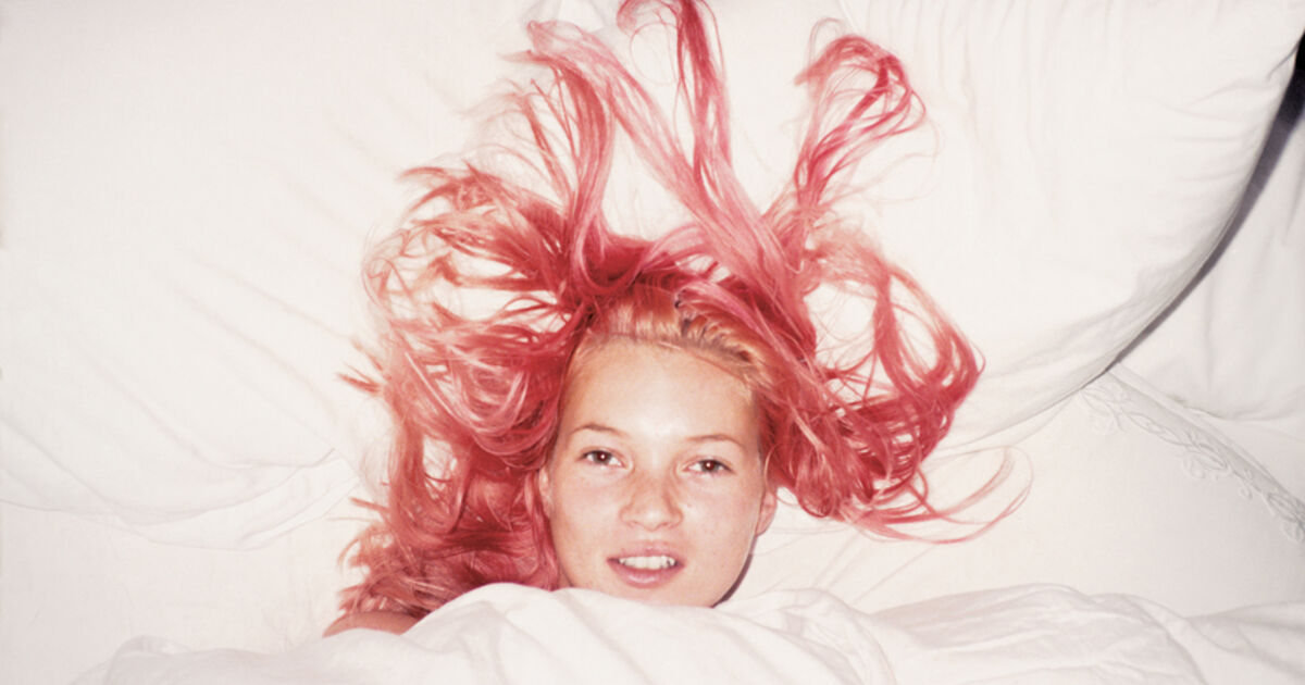 Kate Moss Debuts Pink Hair in New Marc Jacobs Campaign