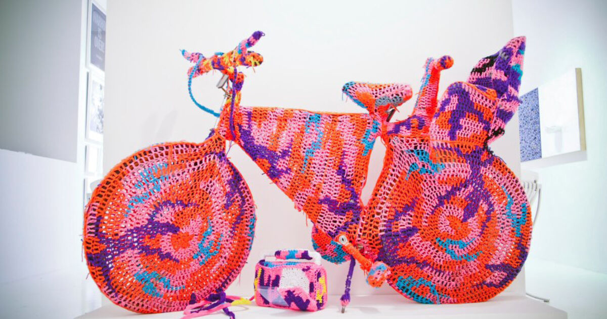 These Artists Are Giving Knitting a Place in Art History   Artsy