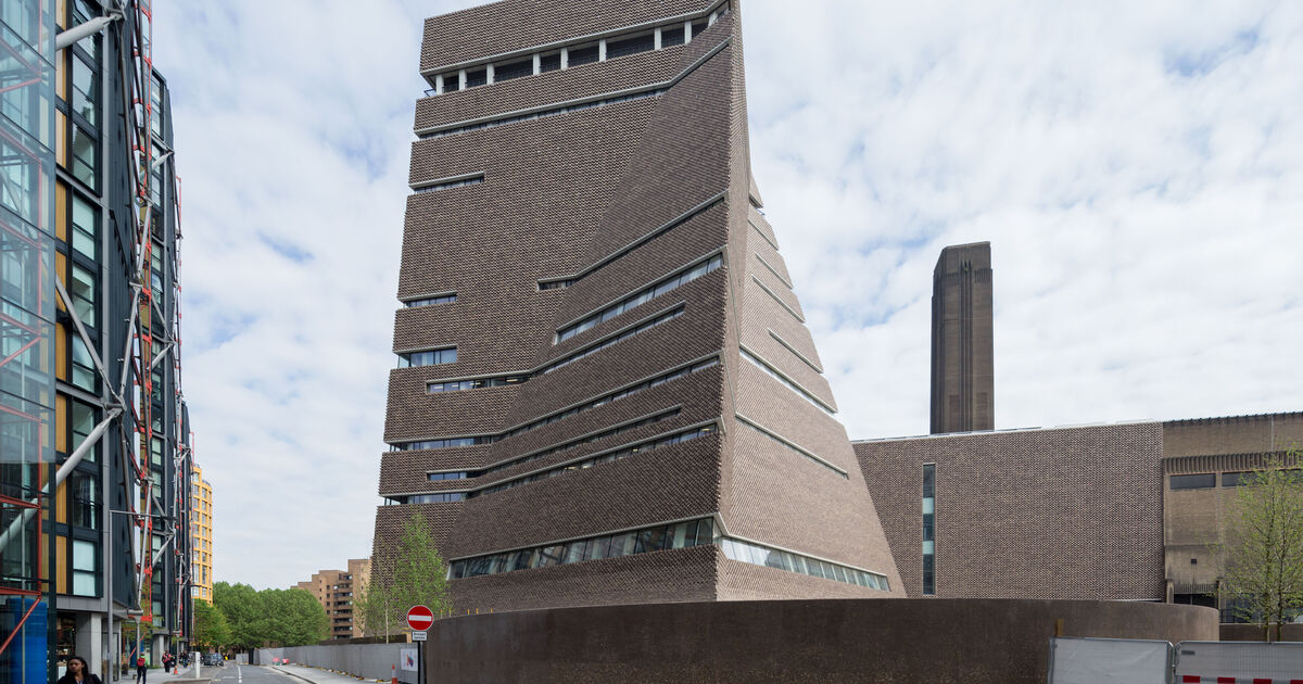The Tate Modern Expansion Caters to a Millennial Audience with Live Art and  Social Spaces