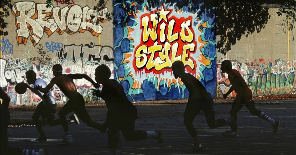Graffiti Art Punk And The Rise Of Hip Hop In 1980s New York Artsy graffiti-art-punk-and-the-rise-of-hip-hop-in-1980s-new-york-artsy