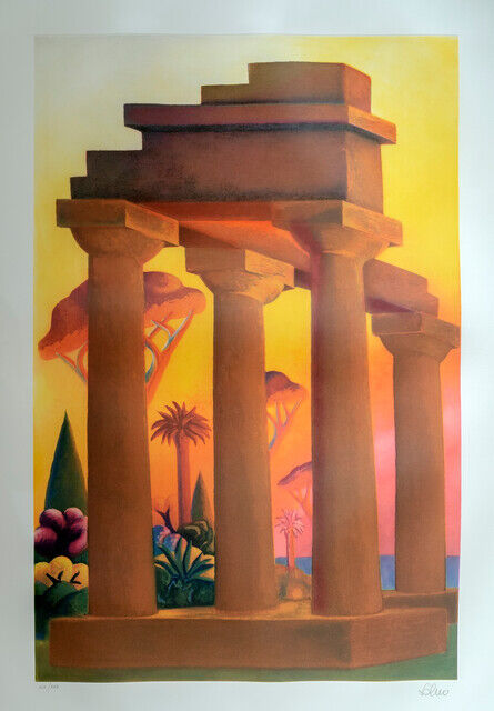Ornato cancelli in ferro con colonne in pietra e statue di cani Greyhound Foto stock Ornato cancelli in ferro con colonne in pietra e statue di cani Greyhound Foto stock