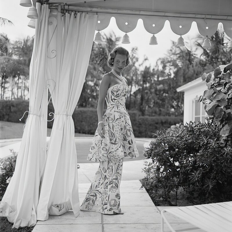 Slim Aarons | Evening Dress by Luis Estevez, Palm Beach (1955) | For Sale | Artsy Slim Aarons | Evening Dress by Luis Estevez, Palm Beach (1955) | For Sale | Artsy