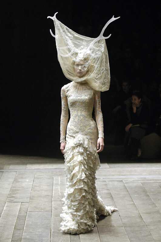 Mcqueen Runway Haute Couture Stores That Sell Alexander Mcqueen
