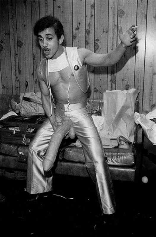 Erotik yalangoch Osiyo ayollari Sofiya Kashtanovayaning yalangoch fotosuratlari