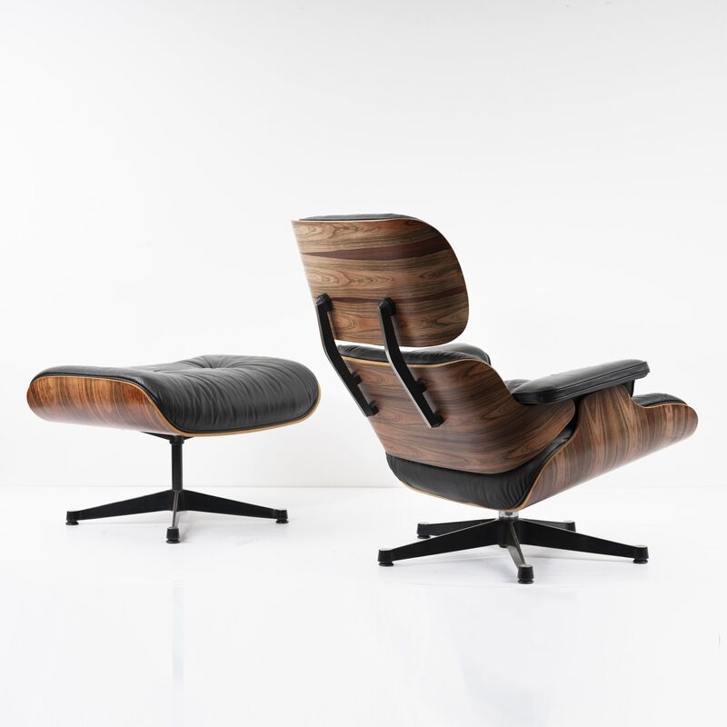 Nietje Gebeurt haspel Charles and Ray Eames | Lounge chair '670' with Ottoman '671' (Design :  1956. Production : 2010) | Available for Sale | Artsy