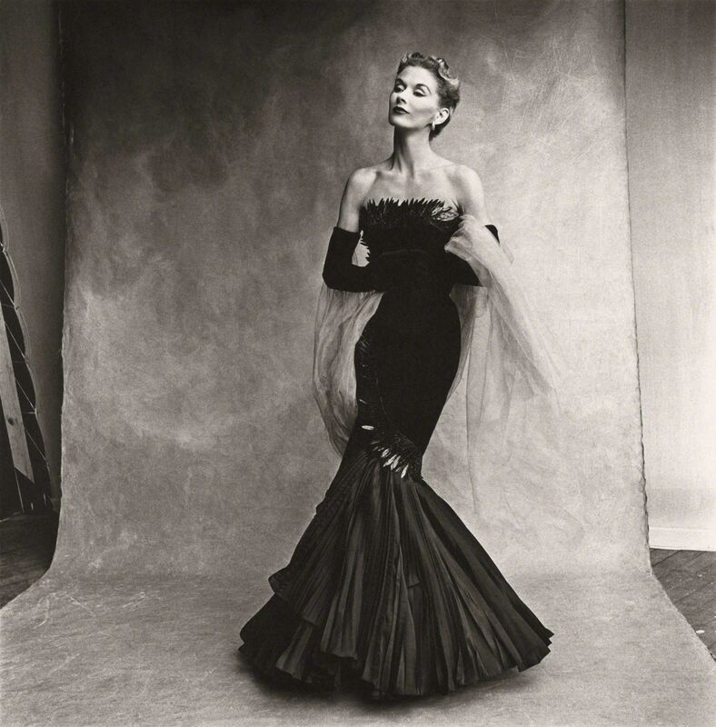 Irving Penn | Mermaid dress (Lisa Fonssagrives-Penn), Paris (1950 ...