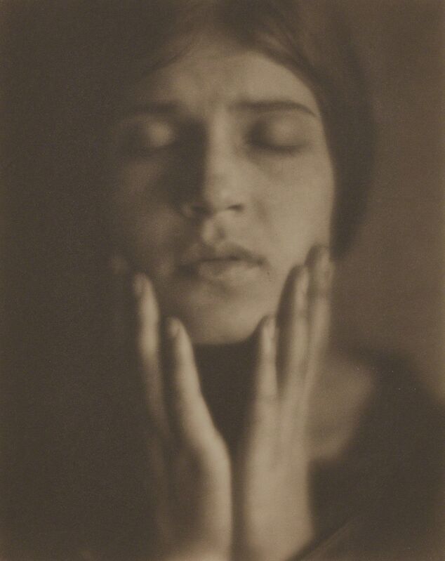 Edward Weston, Portrait of Tina Modotti, 1921. 