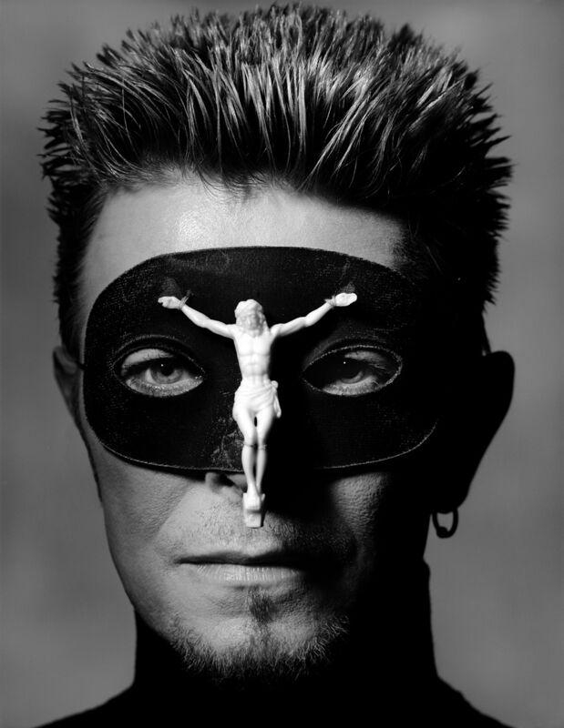 Samarbejde Tilståelse dør spejl Albert Watson | "David Bowie, Mask" (ca. 1992) | Available for Sale | Artsy