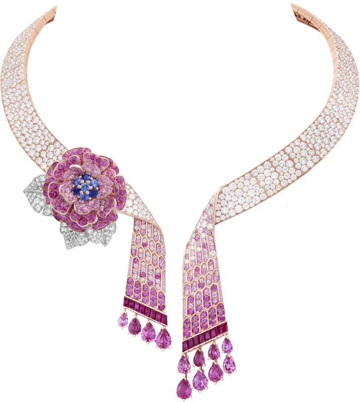 Van Cleef & Arpels, Rose Capulet necklace with detachable clip. Unique  piece, High Jewelry Collection (2019)