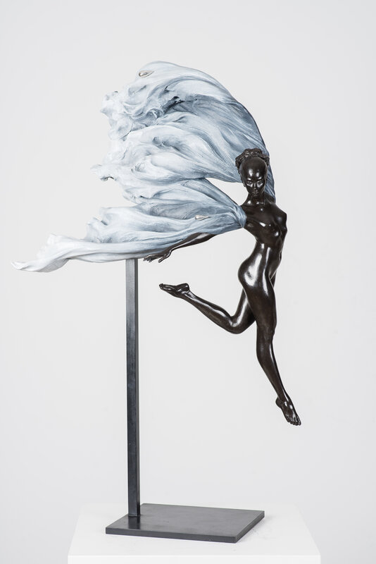 ▷ Coup de vent by Luo Li Rong, 2019, Sculpture