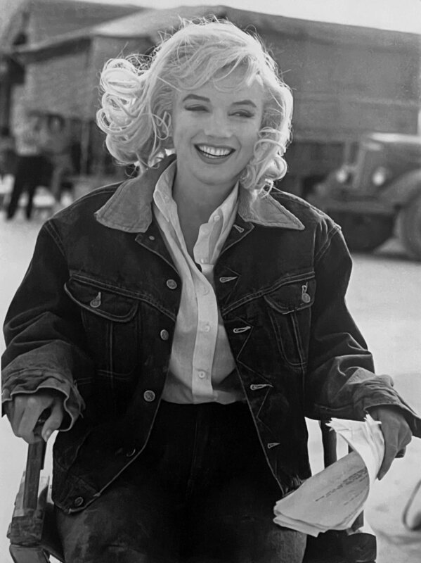 Marilyn Monroe during the filming of “The Misfits.” Nevada, 1960.