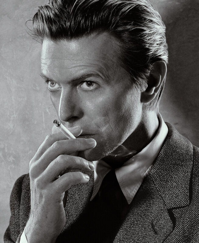 david bowie cigarette David Bowie : Smoking, (2001)