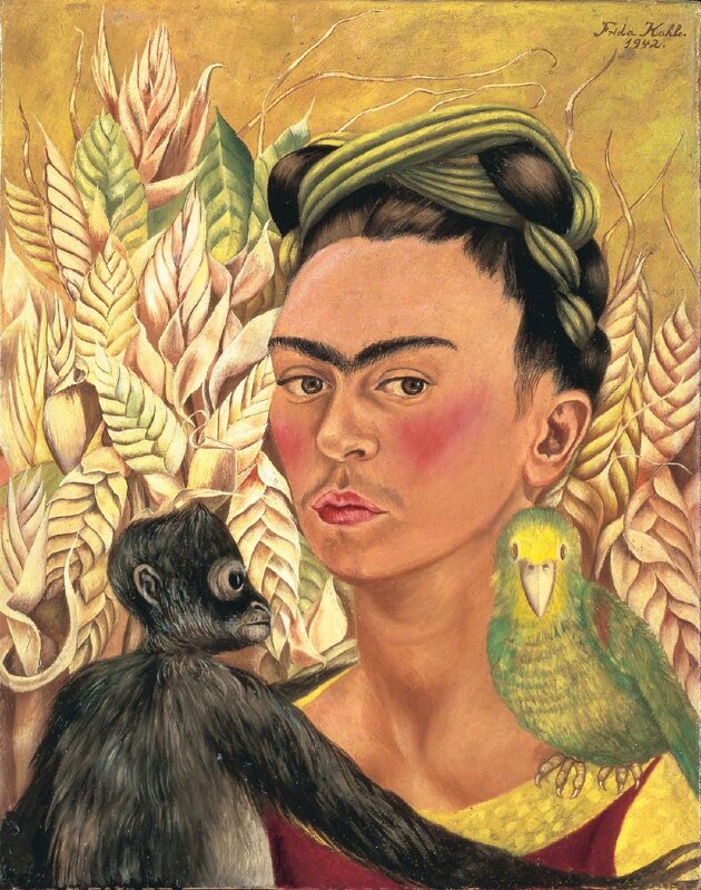 Qué cosas representan a Frida Kahlo 4 Frida Kahlo con su pintura autoretrato
