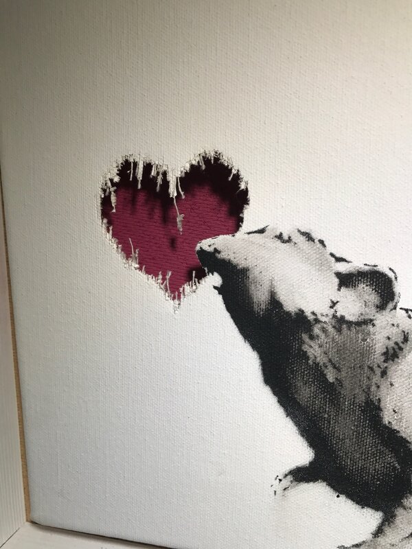 rat and a heart banksy vinyl art - TenStickers