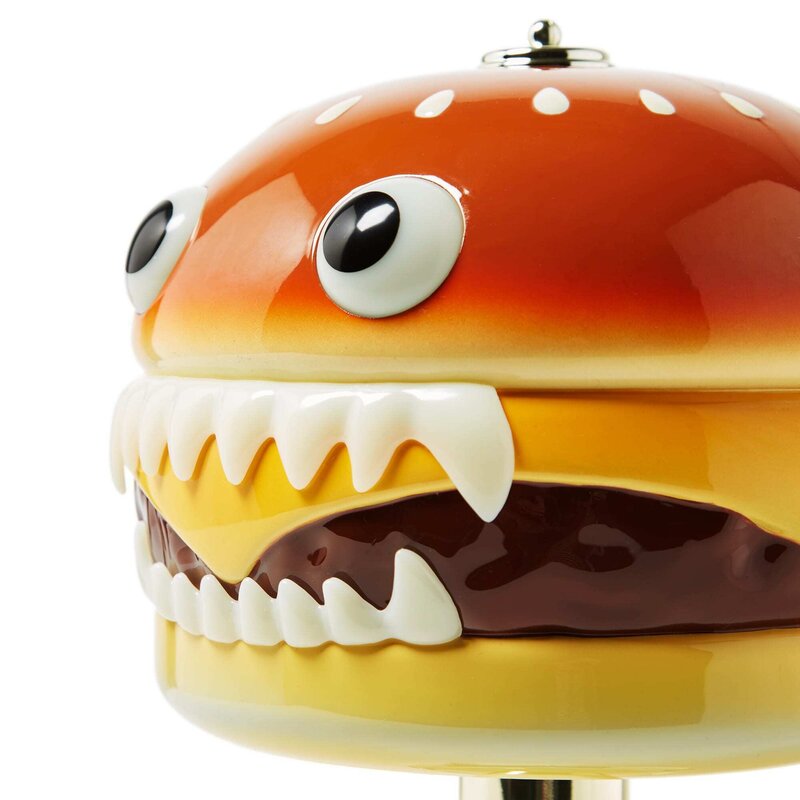 The Scary Hamburger Lamp – Fubiz Media
