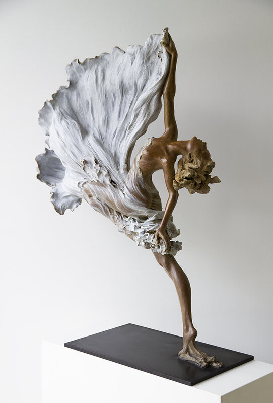 Luo Li Rong | Éclosion (2019) | Artsy