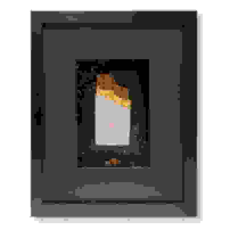 Eden Gallery - Take a bite. 🍫 Img. CHOCOLATE BAR 121 by Kunst met een R 3D  Shadow Box, 41x34 cm, 16x13 in >> bit.ly/3pJb6fg