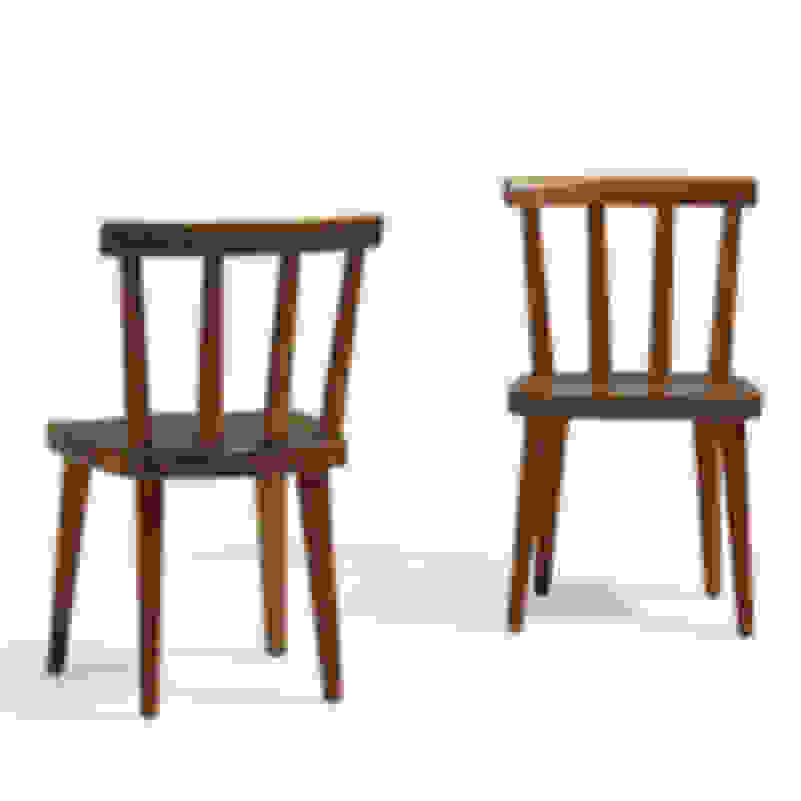 Ghế Uto là sản phẩm nội thất đẹp và tiện nghi, với thiết kế độc đáo có thể phù hợp với mọi phong cách thiết kế nội thất. Hãy xem hình ảnh để khám phá thêm về vẻ đẹp của ghế này.