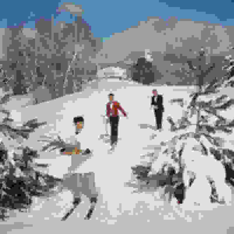 Slim Aarons | Skiing Waiters (1960) | Available for Sale | Artsy