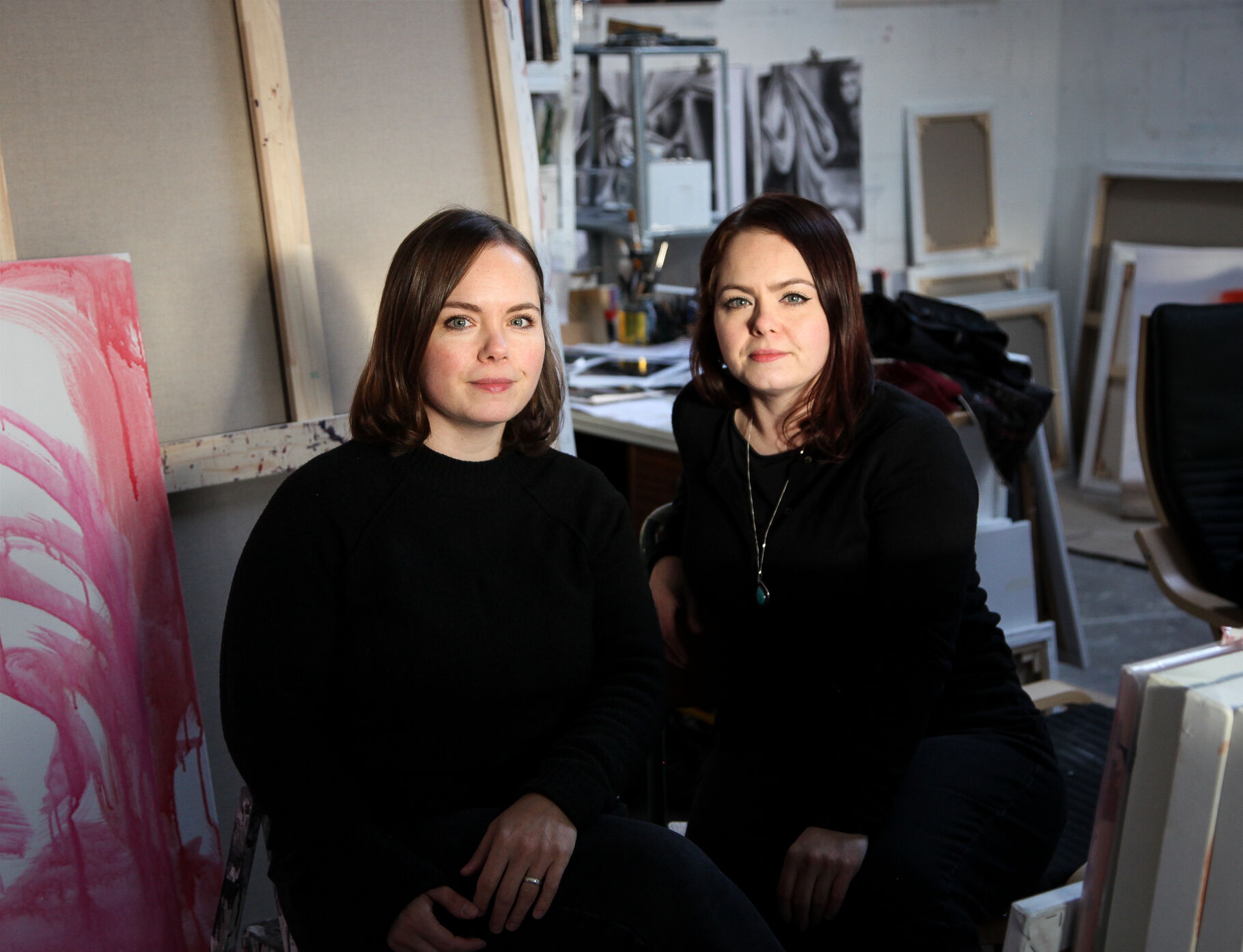 Heather And Rachel Paint Clean Up Laura and Rachel Lancaster Are Identical Twin Artists Who Paint Nothing ...