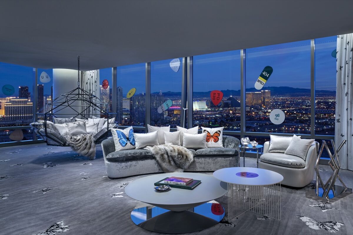 Damien Hirst Designed A 100 000 Per Night Suite At The Palms In Las Vegas Artsy