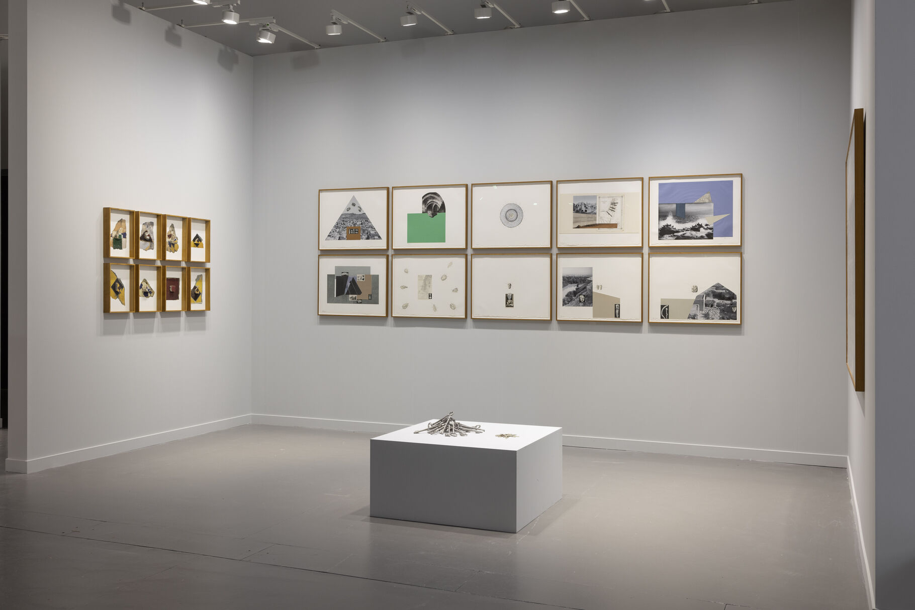 تصویر از قطر دروازهای تازه به هنر خاورمیانه؛ آرتبازل قطر با ۸۷ گالری بینالمللی برگزار شد عکس قطر دروازهای تازه به هنر خاورمیانه؛ آرتبازل قطر با ۸۷ گالری بینالمللی برگزار شد