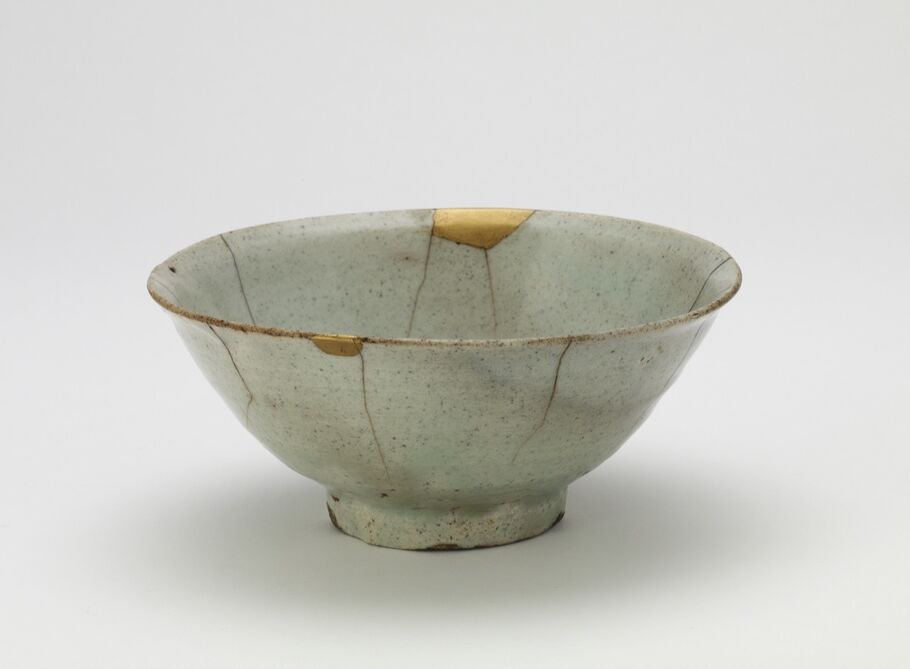 Kintsugi Pottery Black Bowl Gold Flowers Japanese Decor Handmade – Kintsugi  Generations
