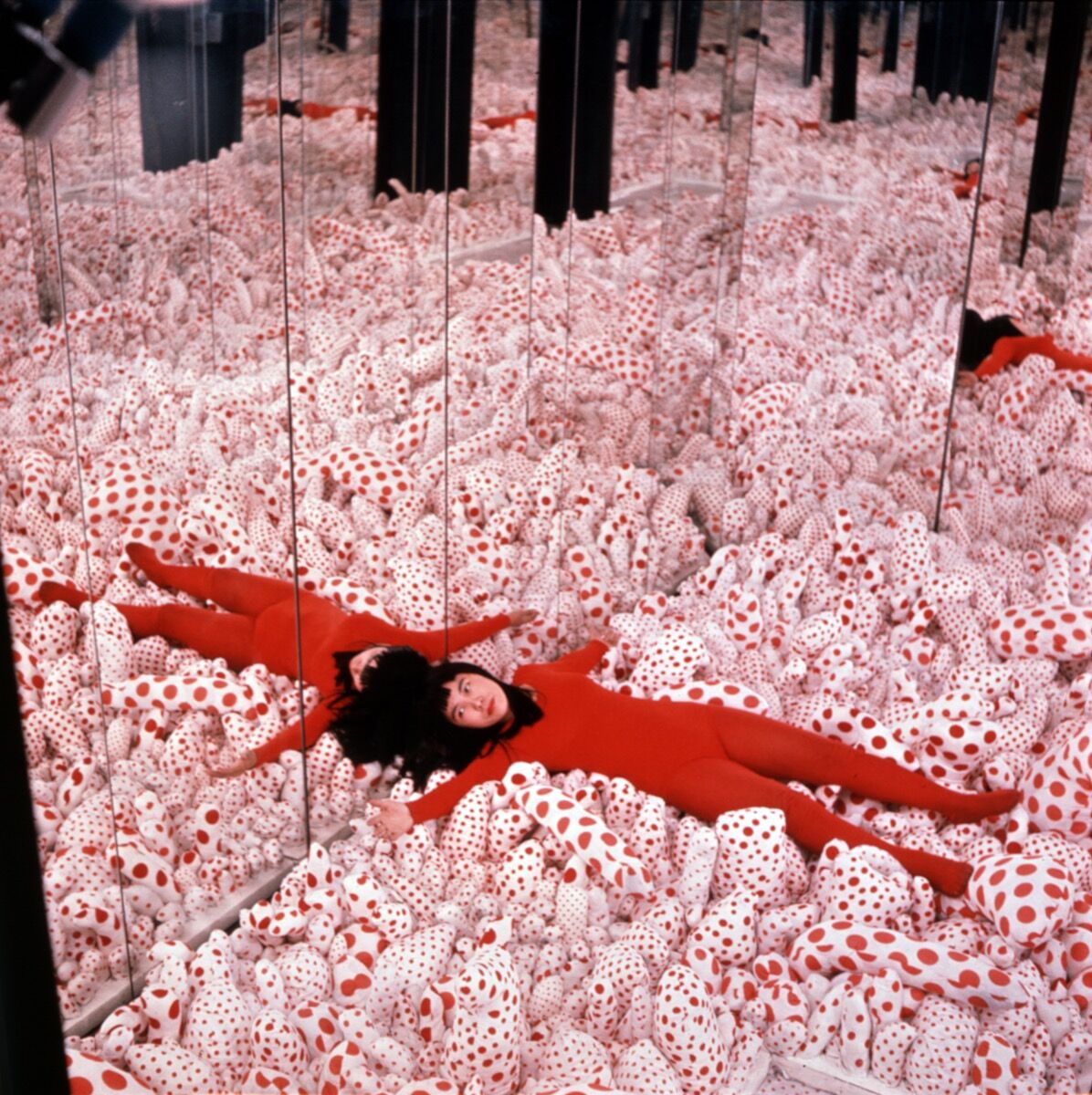 Yayoi Kusama S Infinity Rooms Made Accessible To People With
