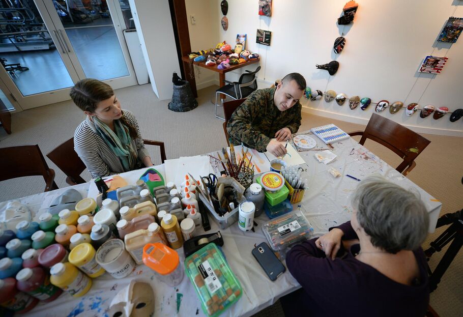 Counseling firm finds success in art therapy