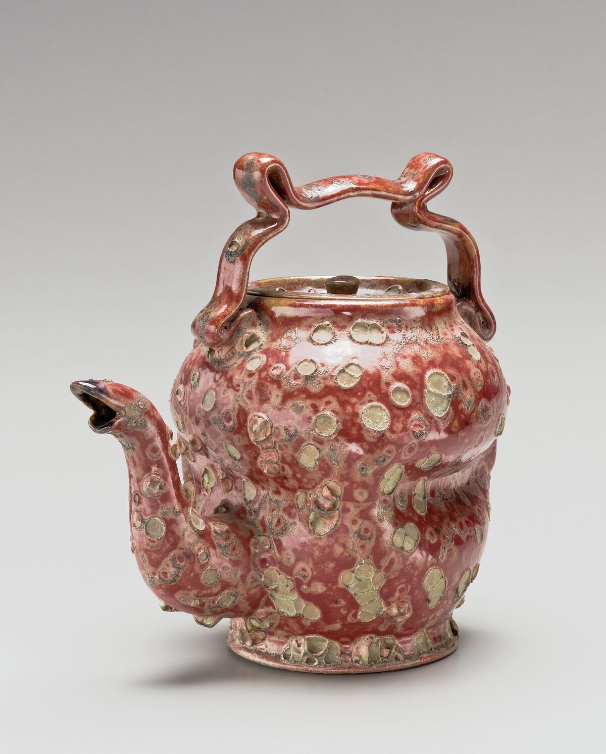George E. Ohr, Teapot, 1897–1900. Courtesy of the Metropolitan Museum of Art.