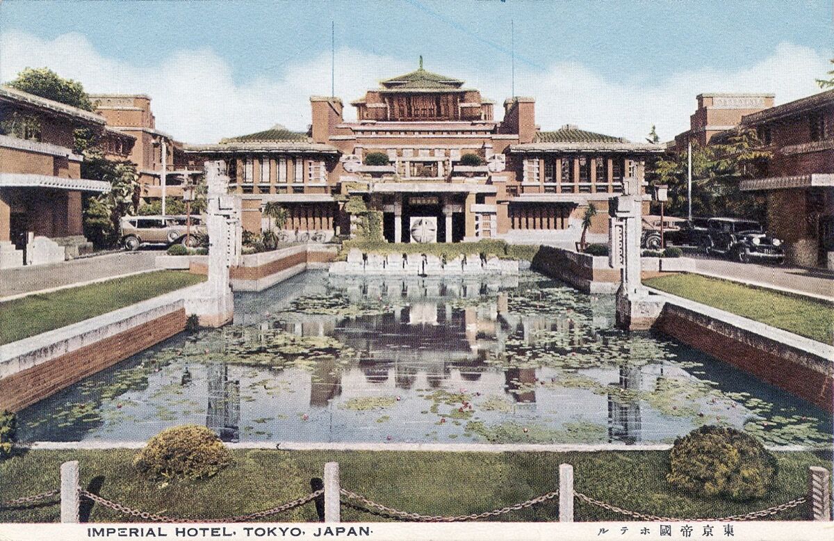 Illustration of the original Tokyo Imperial Hotel, 1930s–40s.. Image via Wikimedia Commons. 