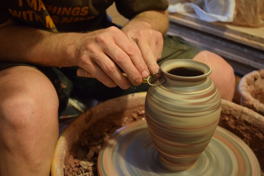 Types of Clay for Pottery - Pottery Creative
