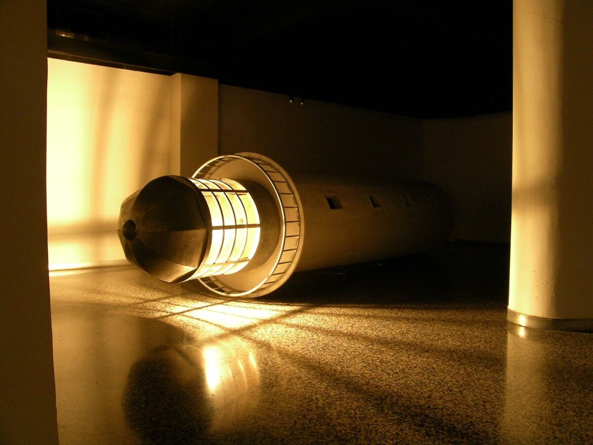 Los Carpinteros, Faro tumbado [Felled Lighthouse], 2006. American Fund for the Tate Gallery, Courtesy of the Latin American Acquisitions Committee 2006. © Los Carpinteros. Photo courtesy of the artists. 