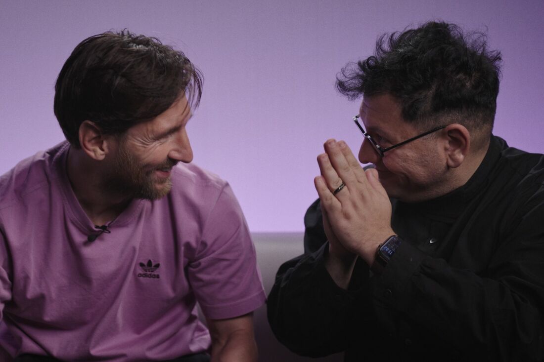 Refik Anadol to collaborate with Lionel Messi on new AI artwork. Refik Anadol to collaborate with Lionel Messi on new AI artwork.
