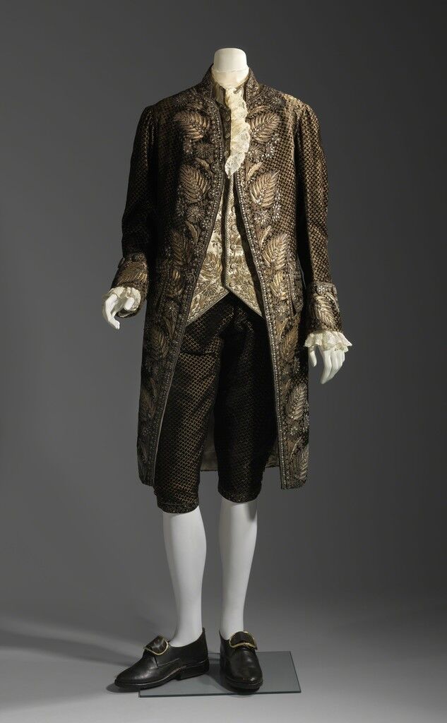 Suit, French