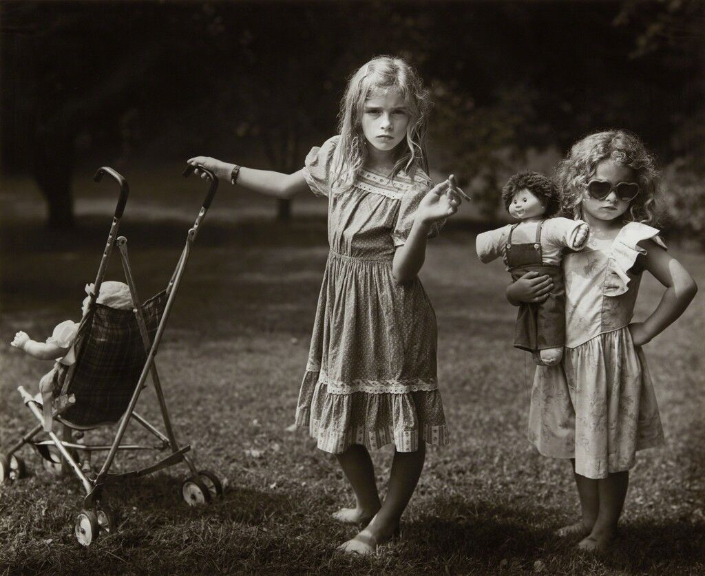 Why Sally Mann S Photographs Of Her Children Can Still Make Viewers Uncomfortable Artsy