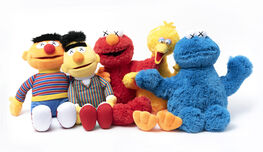 KAWS X SESAME Street Uniqlo Cookie Monster Peluche Toy Bleu Neuf avec Étiquettes EUR 163,74 KAWS X SESAME Street Uniqlo Cookie Monster Peluche Toy Bleu Neuf avec Étiquettes EUR 163,74