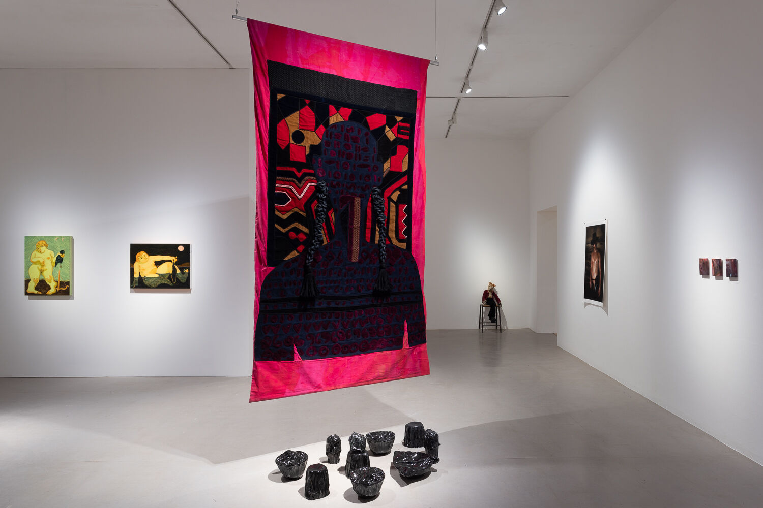 Now Introducing 10 Rising British Artists to Watch at โNew Contemporariesโ 2023 | Artsy